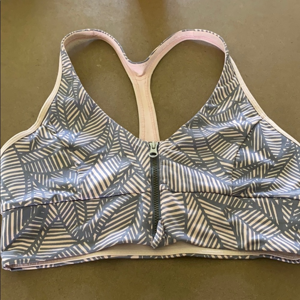 LULULEMON 🍋 zip bra top - Picture 2 of 5